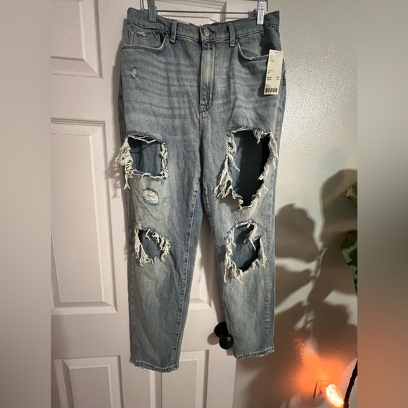 Urban Outfitters Denim - Urban Outfitters High-waisted distressed denim jeans